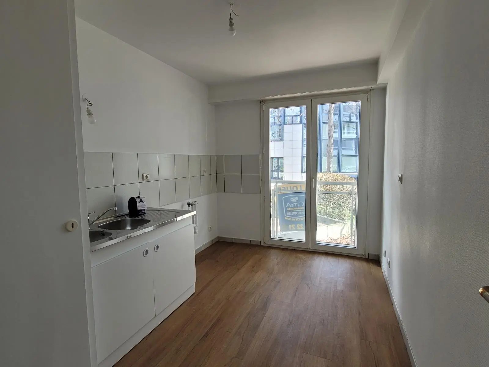Appartement à louer - 77 m² - 3 pièces - 92600 Asnières-sur-Seine - Photo 4 sur 4